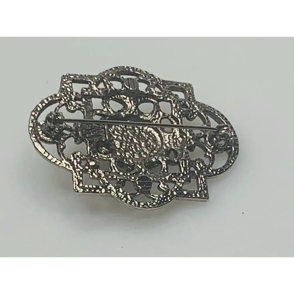 Fashion Pin, Silver Tone with Hematite Stone in the Middle